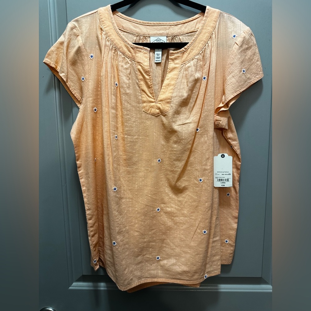 St. John’s Bay Size L Pullover V-Neck Blouse NWT